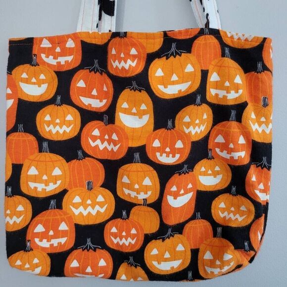 Halloween reversible felt tote pumpkin black cat print glow in the dark spooky h - Picture 4 of 8